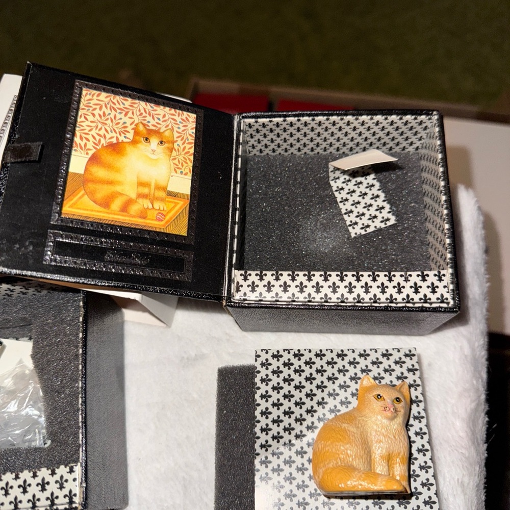 Classical Cats by Martin Leman, Charlotte, Hand painted Pewter, Dept 56